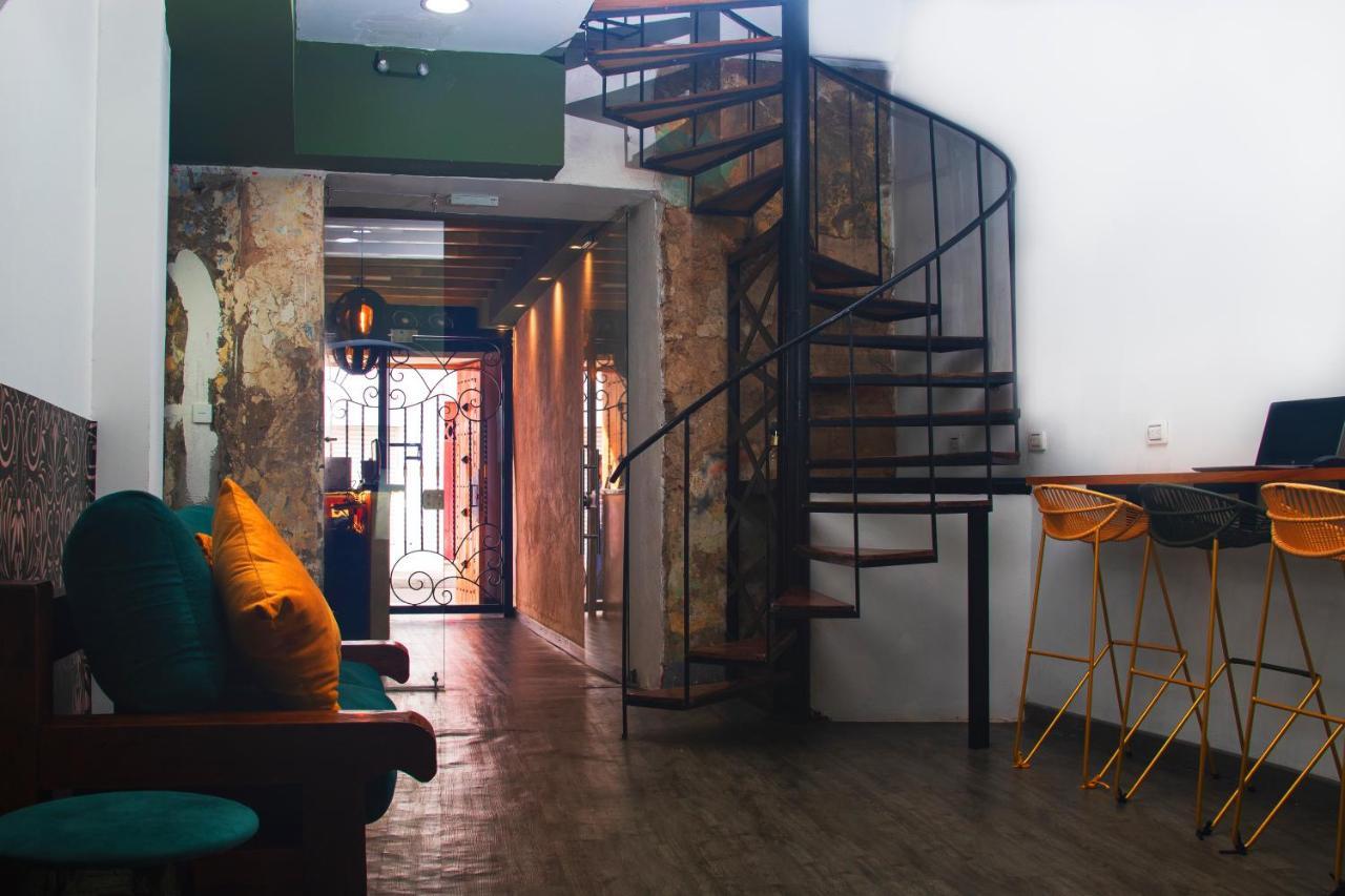 Seven Nights Hostel Картахена Экстерьер фото
