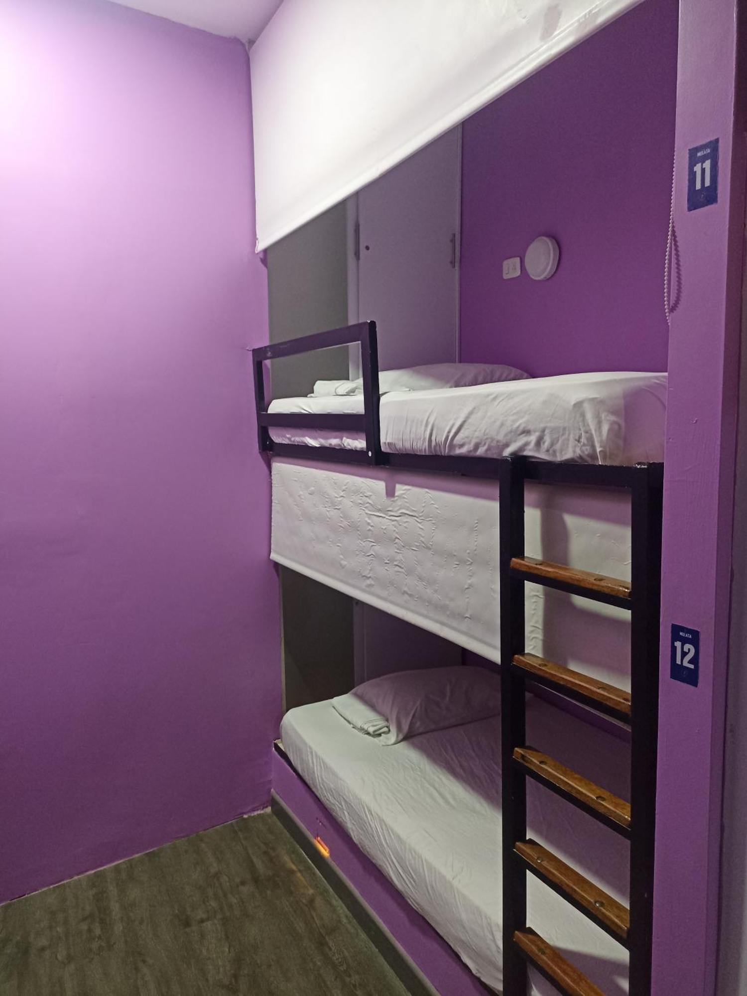Seven Nights Hostel Картахена Экстерьер фото