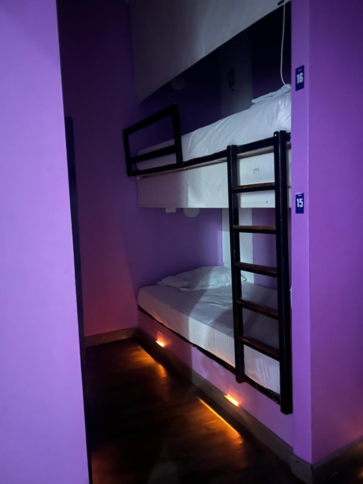 Seven Nights Hostel Картахена Экстерьер фото