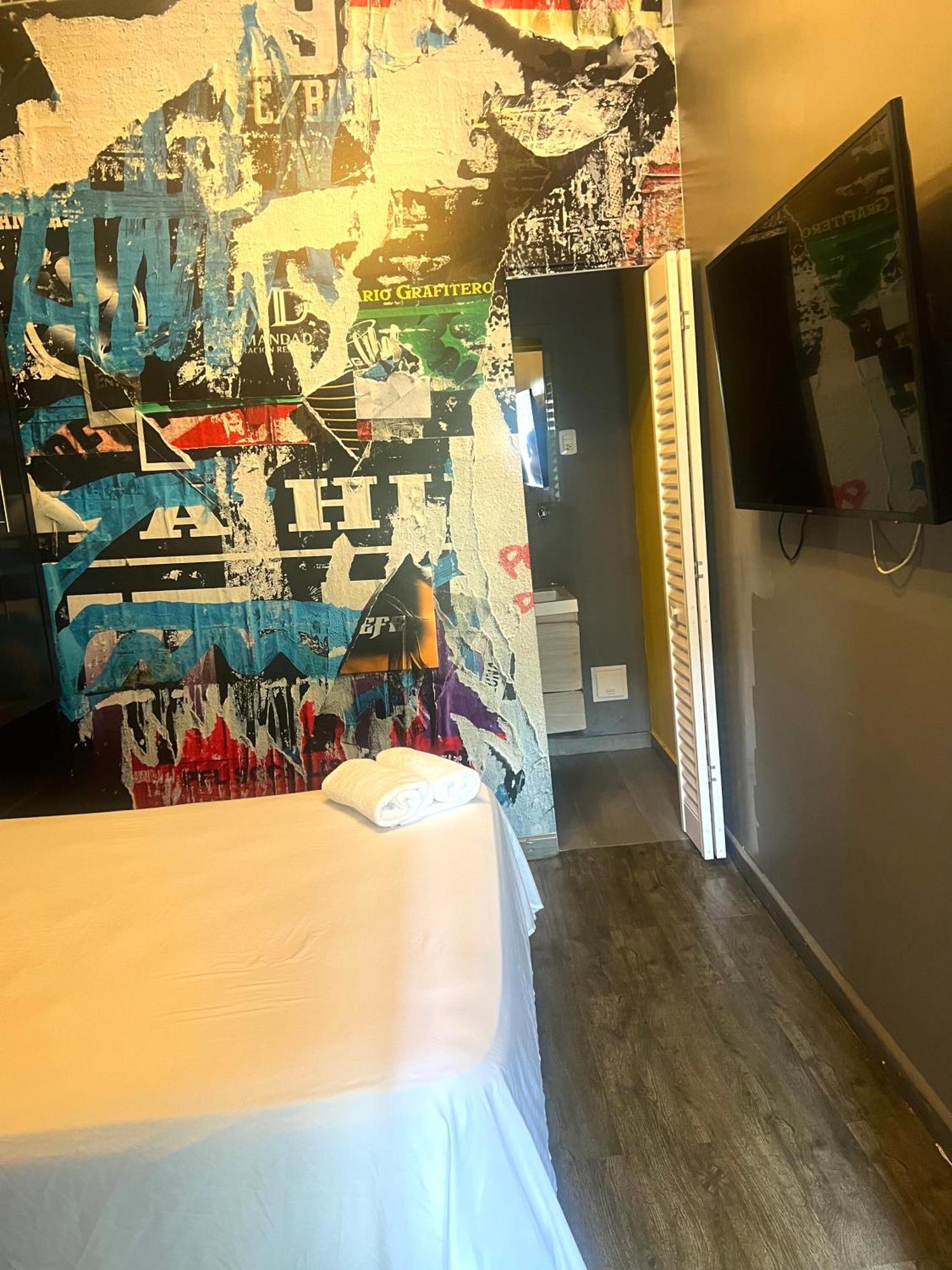 Seven Nights Hostel Картахена Экстерьер фото