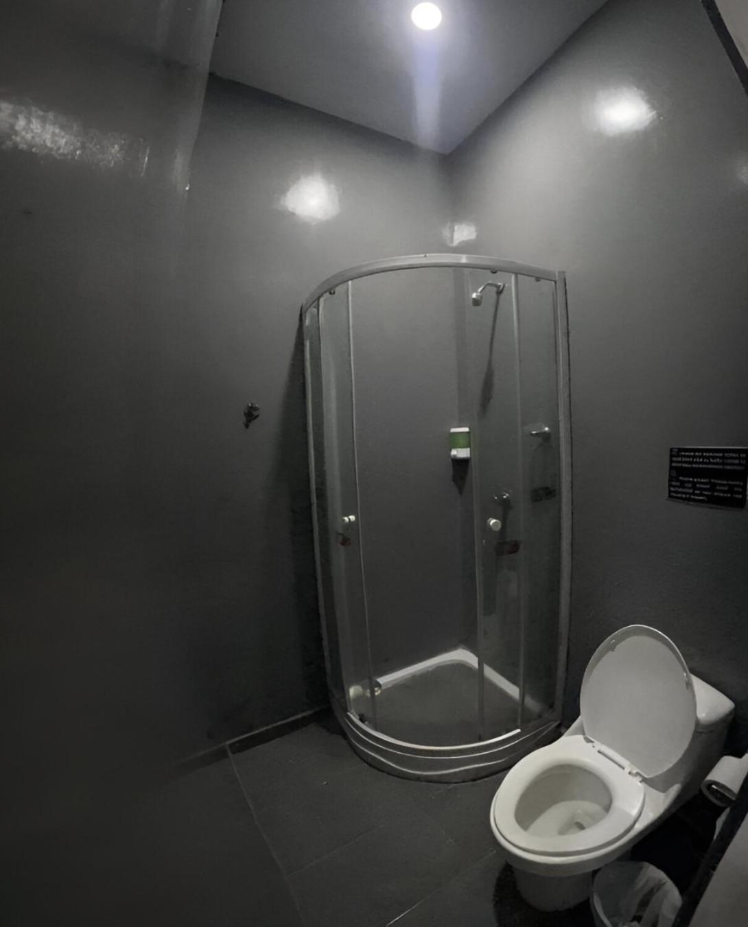Seven Nights Hostel Картахена Экстерьер фото