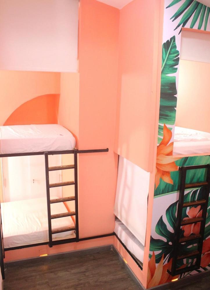 Seven Nights Hostel Картахена Экстерьер фото